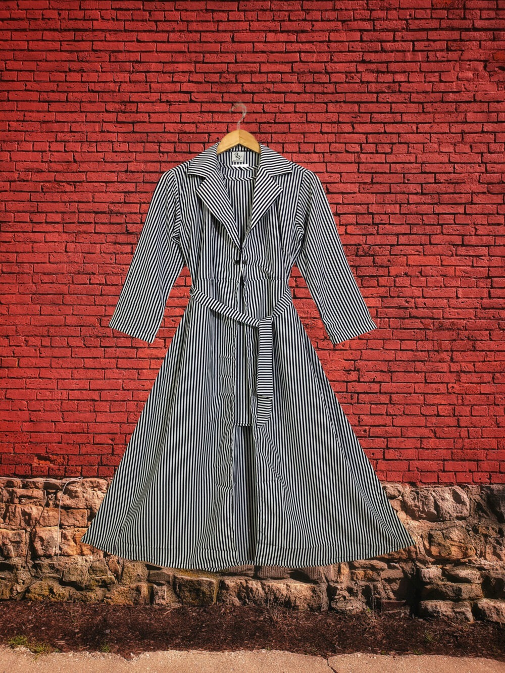 MC-0003 Women’s georgette front open elastic back long coat with inner maxi