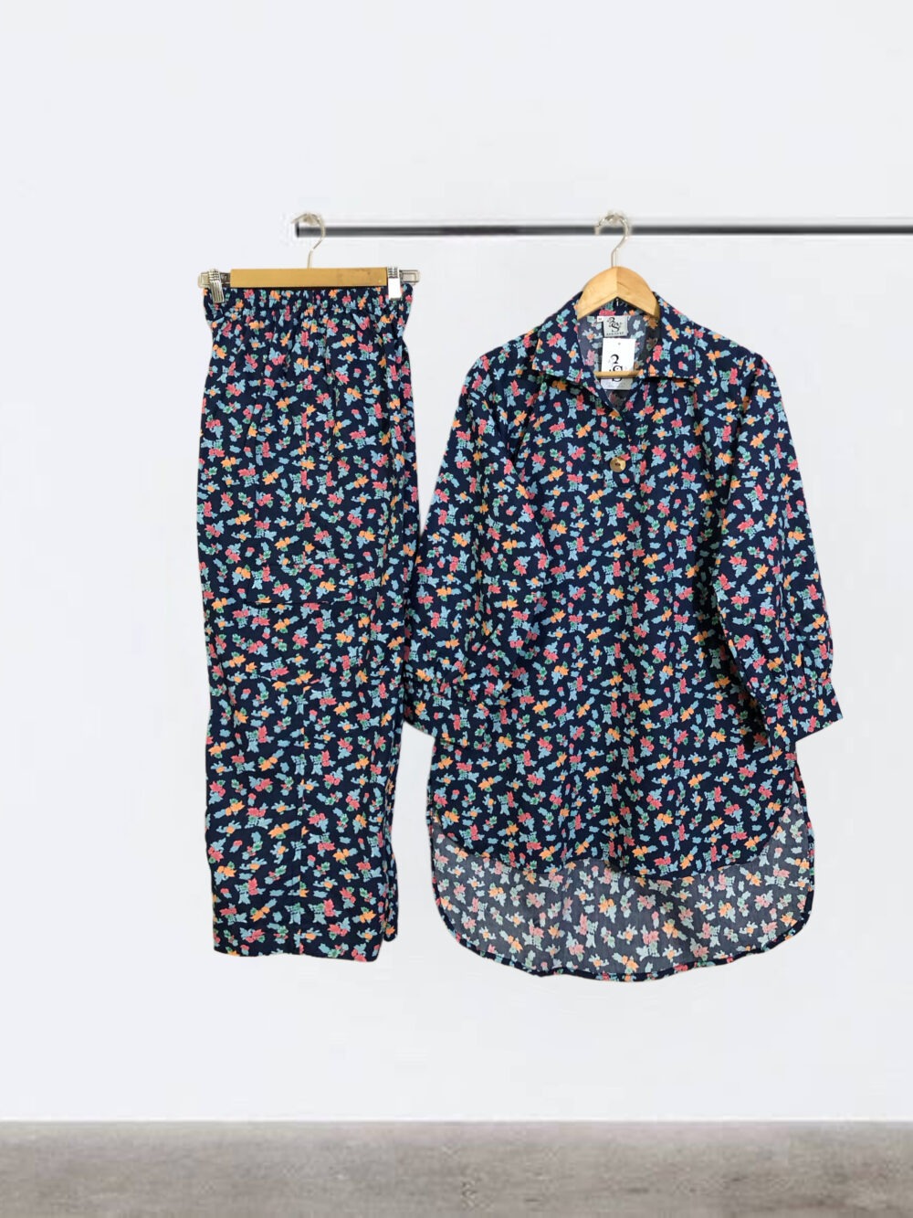 SC-0012 women’s two piece cotton printed tale top with pockets bell bottom suit - Image 6