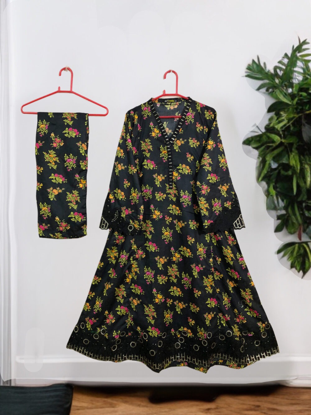 SC-0013 women’s two piece lawn sleeves and border tissue embroidered long frock suit