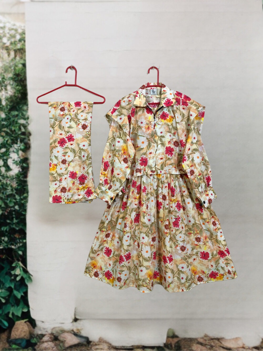 SC-0017 women’s two piece lawn printed front open zip coaty with sleeves frock suit