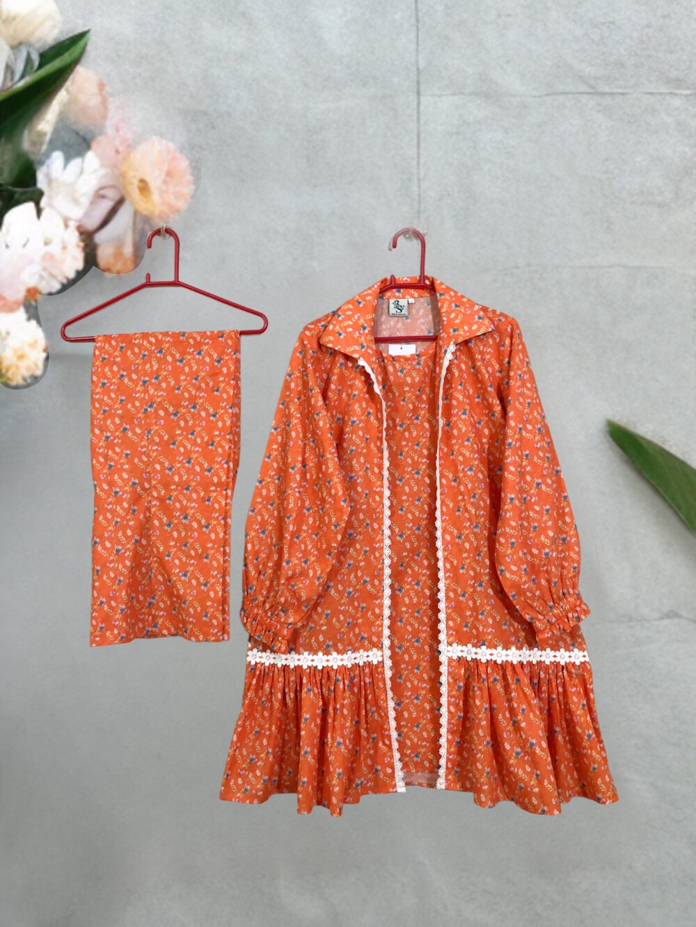 SC-0018 Women’s two piece cotton printed lace work gown with attached inner suit - Image 3