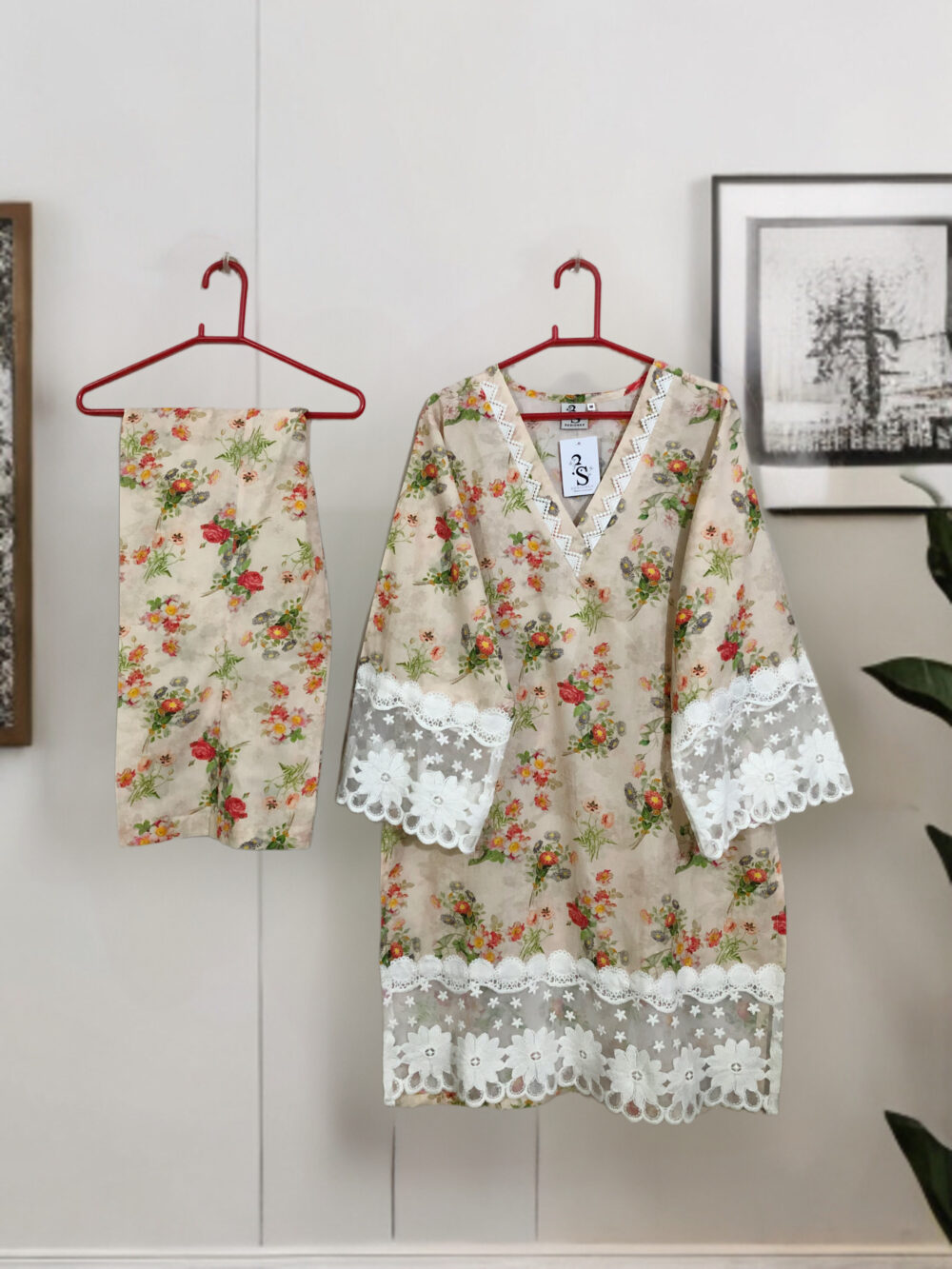 SC-0022 Women’s two piece lawn printed sleeves and border lace work bell bottom suit - Image 4