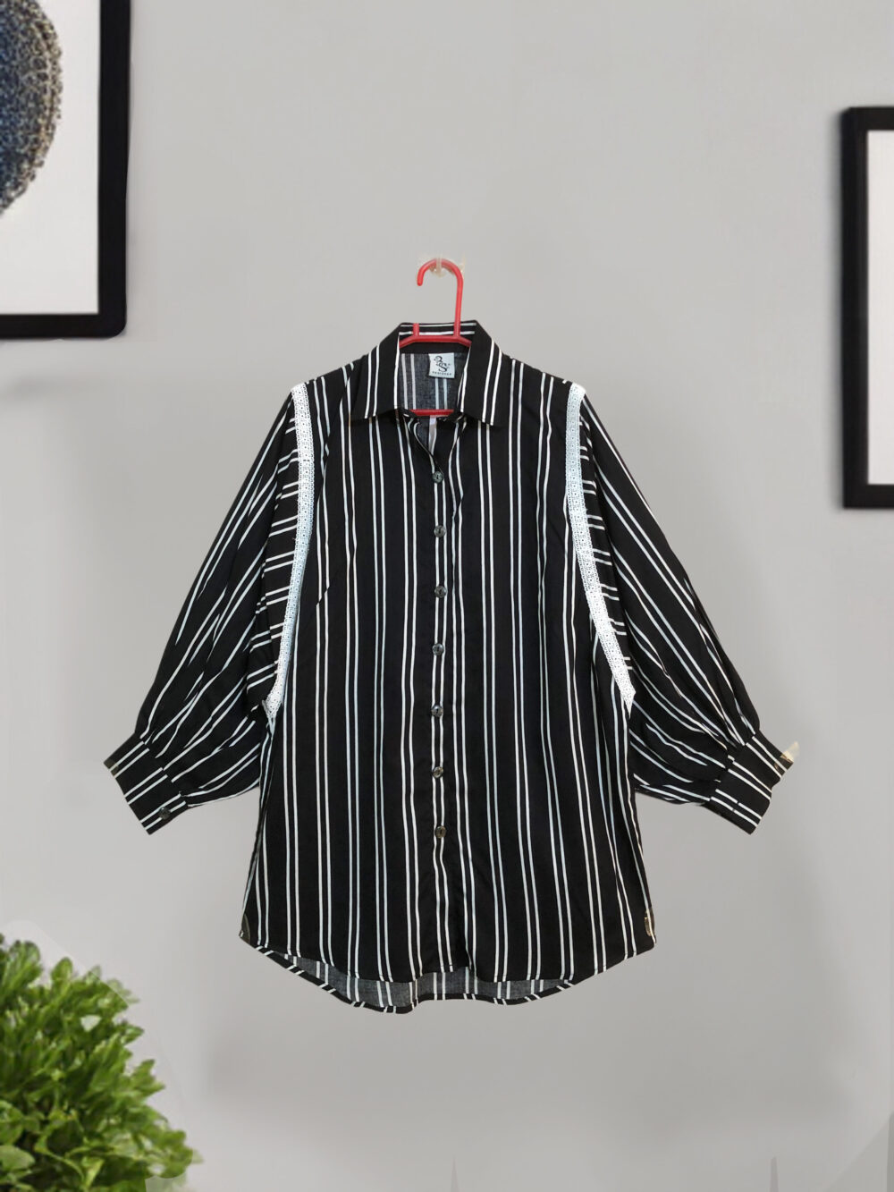 LC-0012 women’s linen front open lace work baggy sleeves top - Image 6
