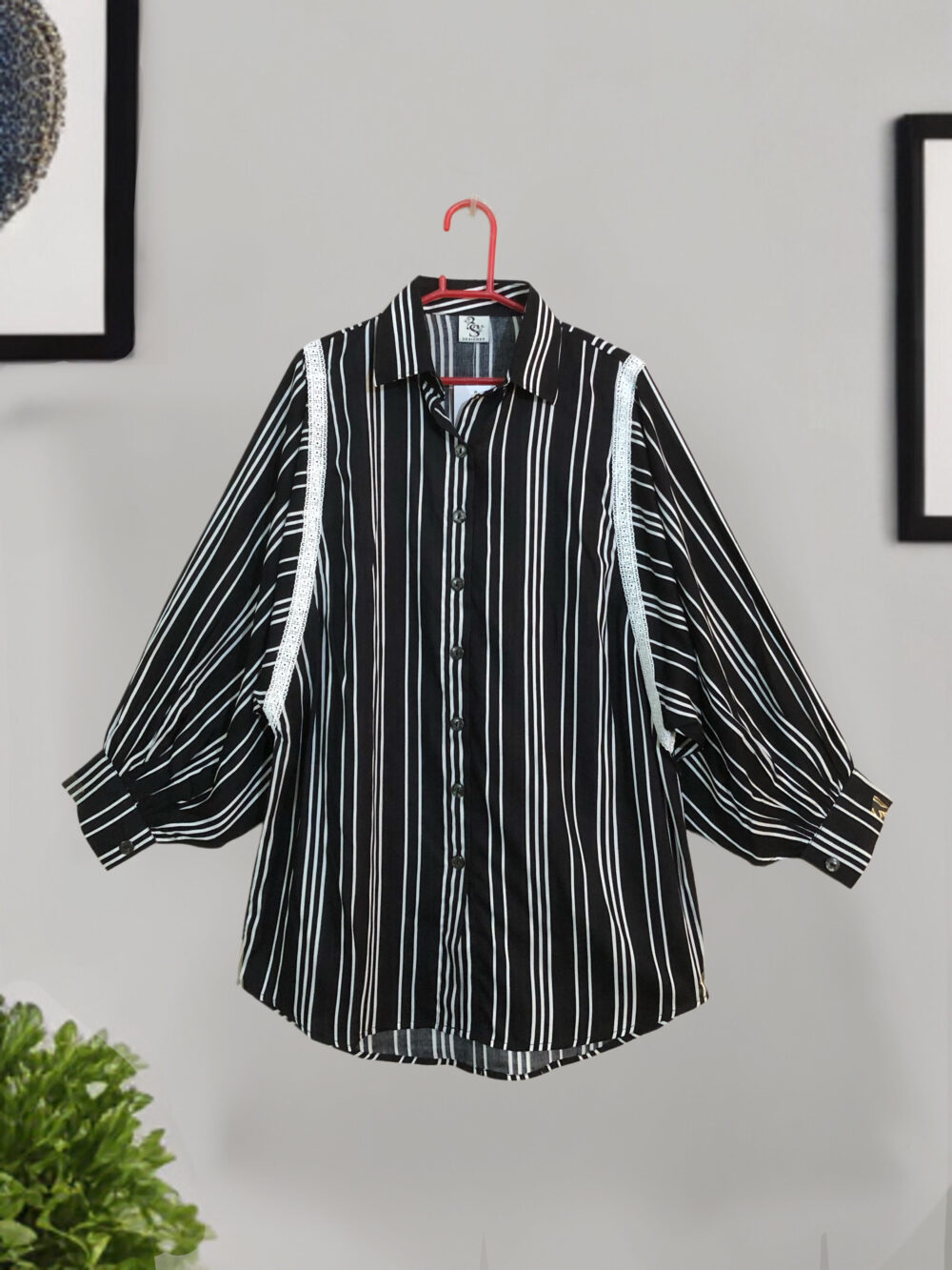 LC-0012 women’s linen front open lace work baggy sleeves top - Image 9