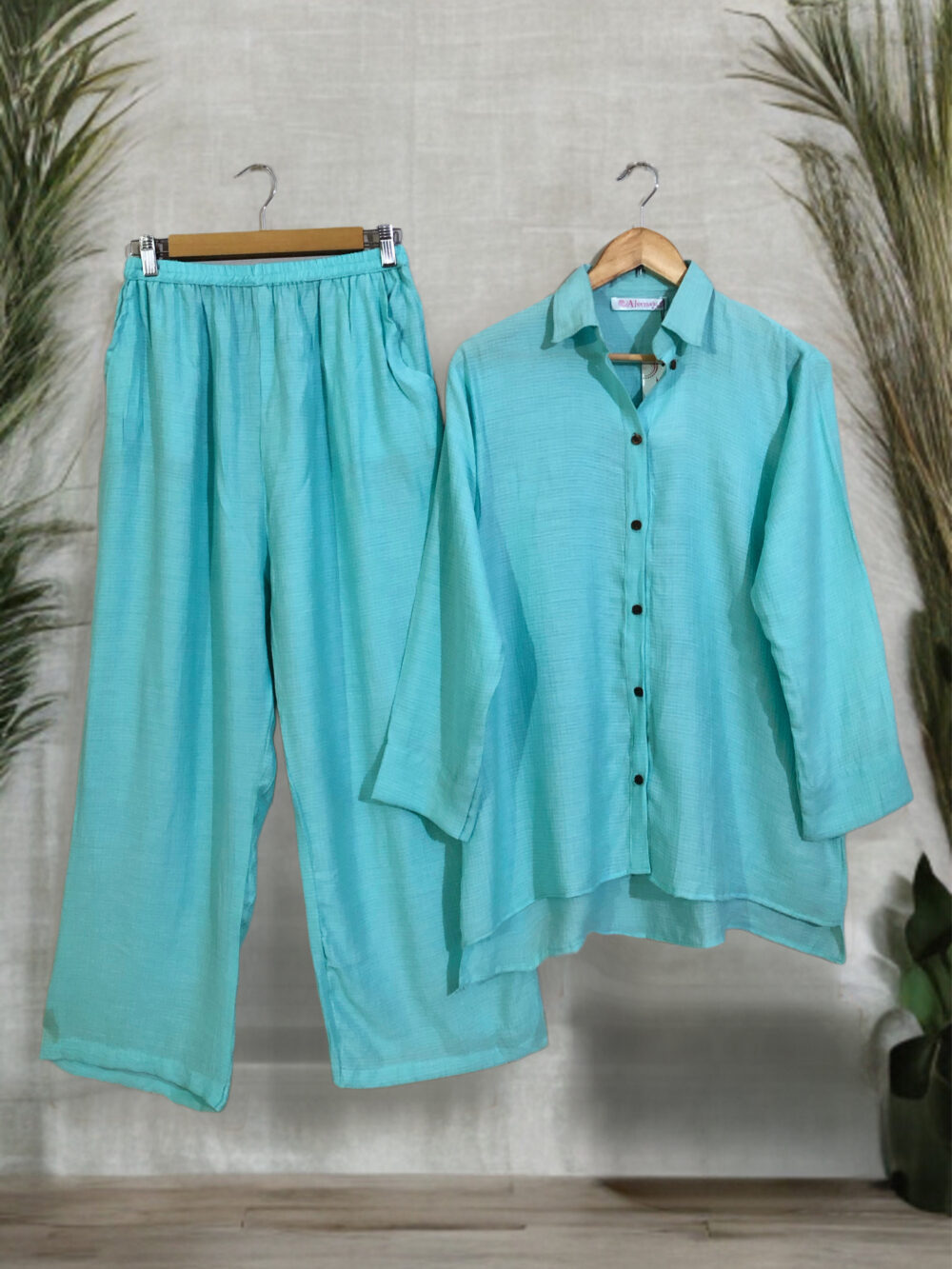 SC-0005 Women’s two piece crinkle cotton solid front open tail top with palazzo suit - Image 2