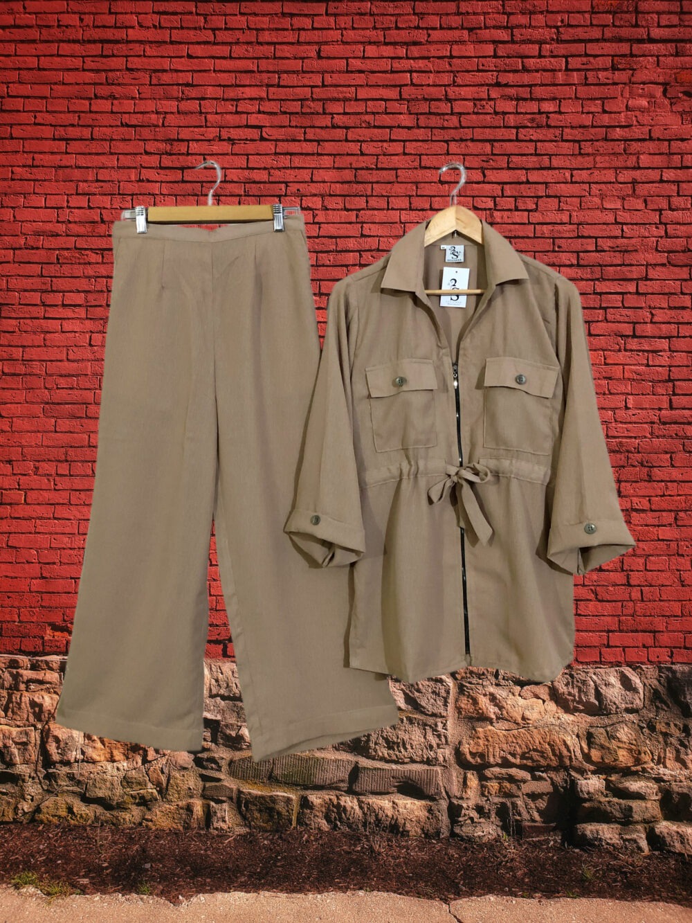 WC-0007 Women's two piece winter front open zipper pockets top with palazzo suit - Image 2